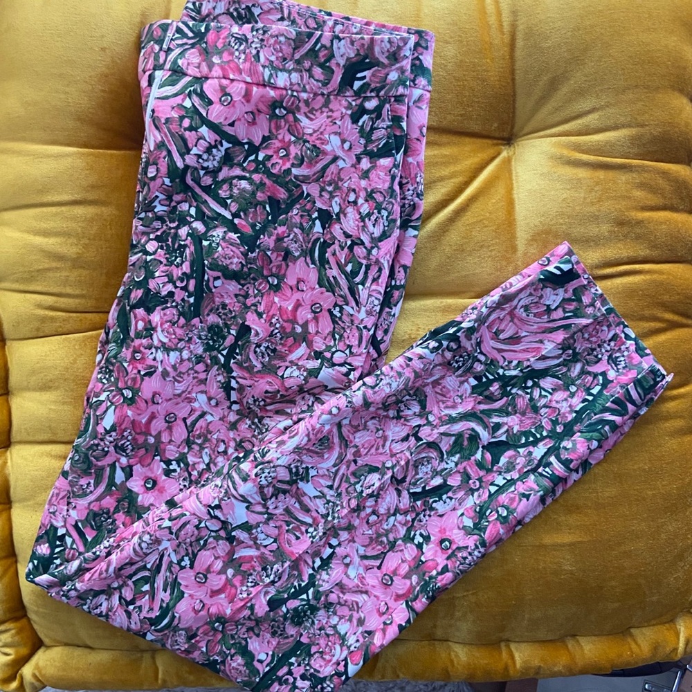 Spring 2022 Trendy H&M pink and green cigarette pants